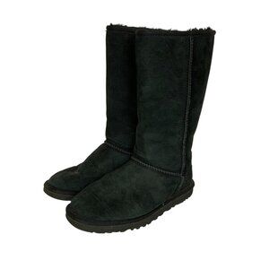 Ugg Australia Womens Black Tall Classic Boots Size 6 Sheepskin Suede Warm Cozy